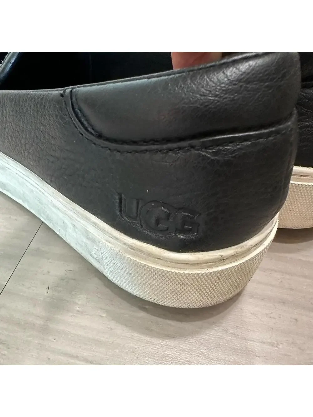 UGG Leather Chayze Platform Sneakers Black Size 6